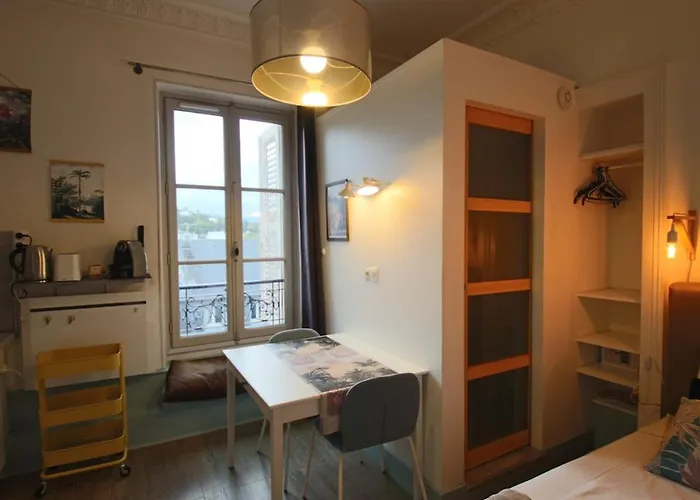 Apartment 18 M2, En Hyper Centre-ville *