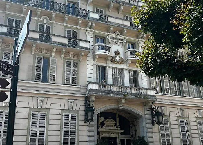 Apartment 18 M2, En Hyper Centre-ville