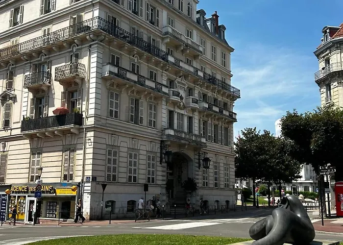 Apartment 18 M2, En Hyper Centre-ville Aix-les-Bains